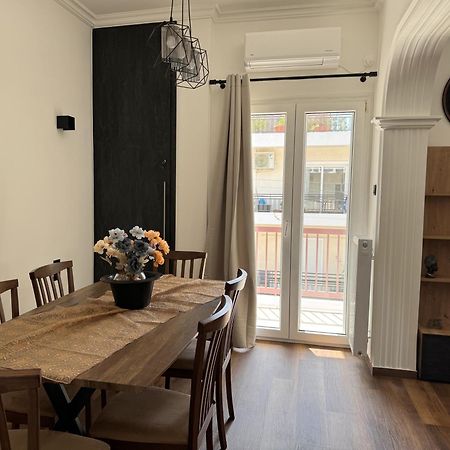 Navaro Apartments Патра Екстериор снимка