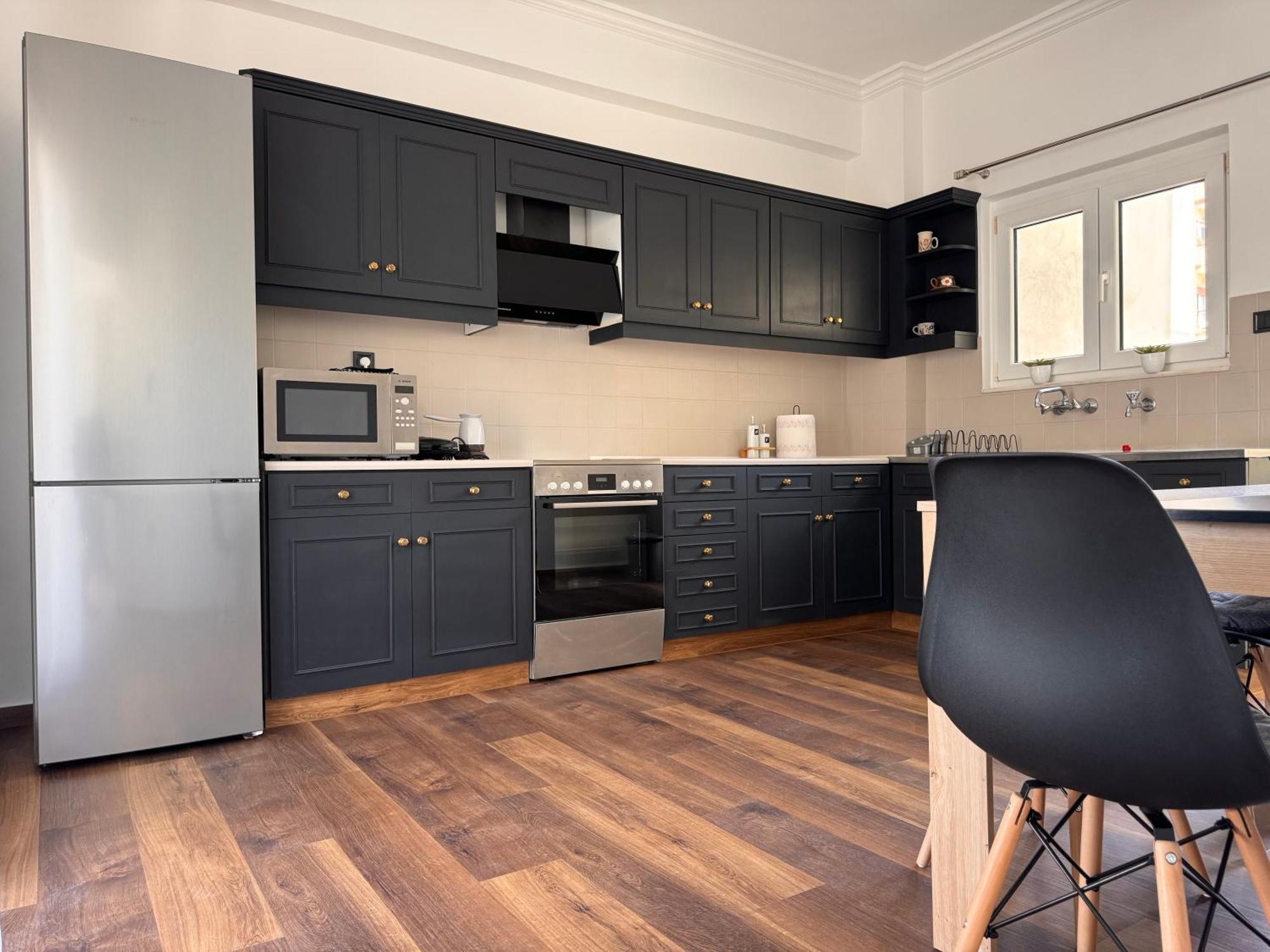 Navaro Apartments Патра Екстериор снимка